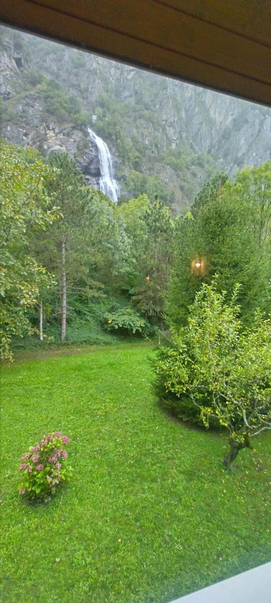 La Cascade Hotel Vernayaz ภายนอก รูปภาพ
